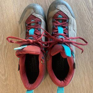 Black Diamond Mission Leather Hiking Shoes size 9